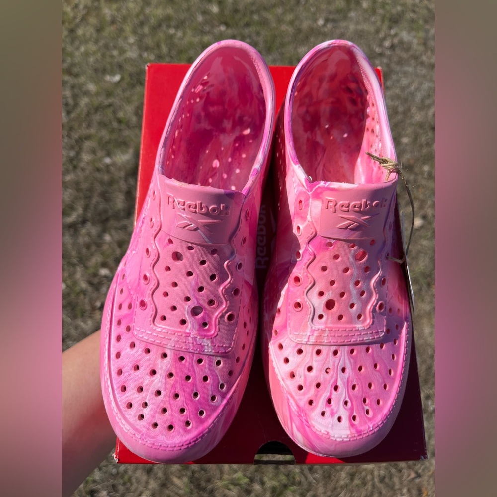 NWT Reebok Classic Mold Kids Little Girl Slip On Shoes Size 2 in Pink - Picture 9 of 11